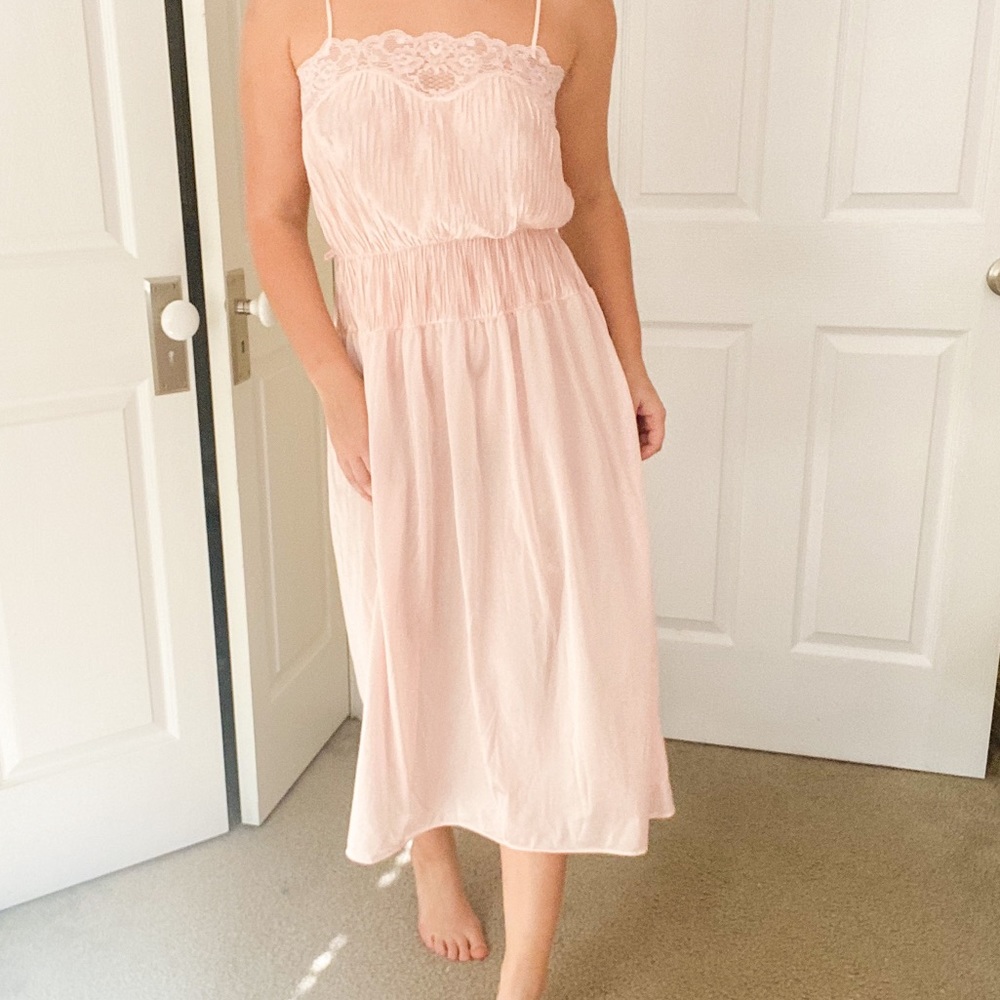 Vintage 💞 Size Sm Baby Pink Lacey Slip Dress